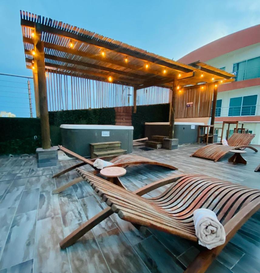 Hotel Clipperton