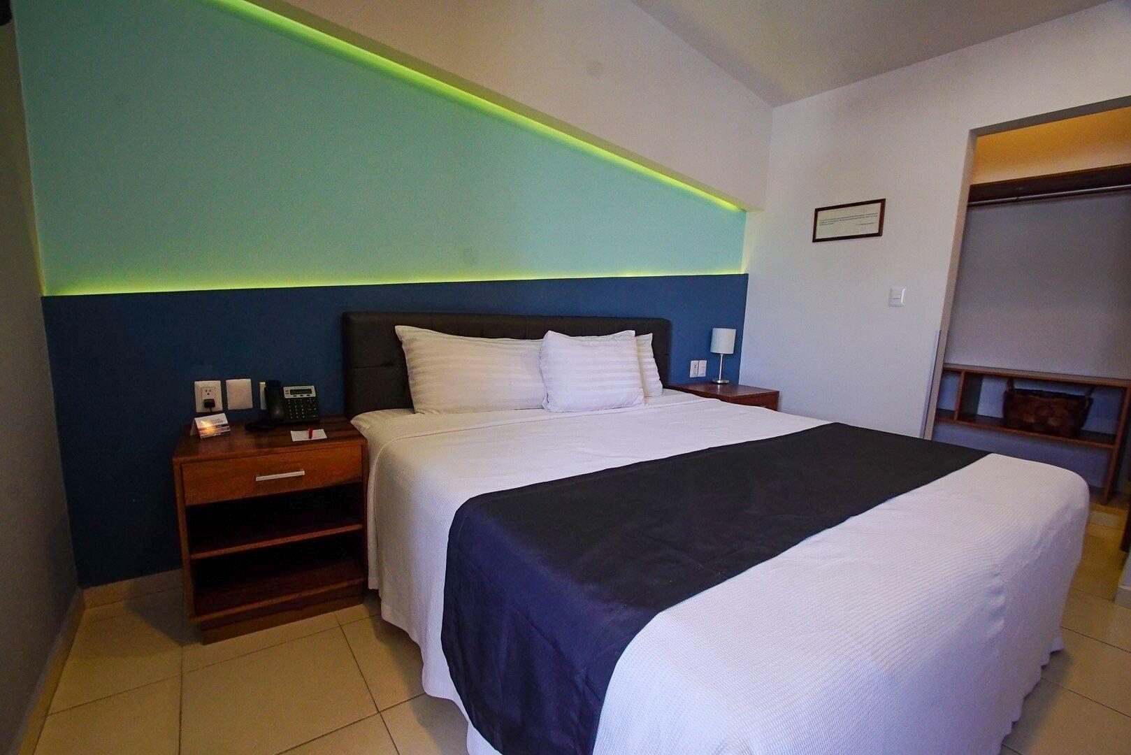 Clipperton Hotel