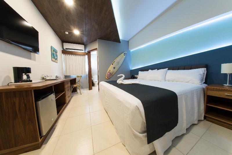 Clipperton Hotel